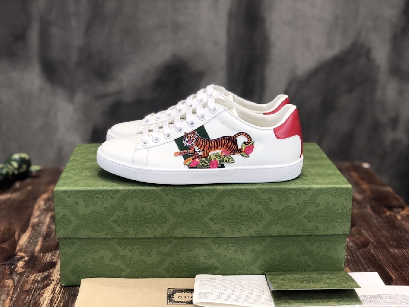 Replica Gucci Ace couple sneaker