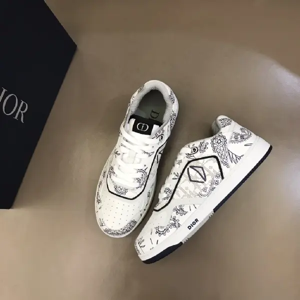 Replica DIOR 2022 B27 couple low sneakers