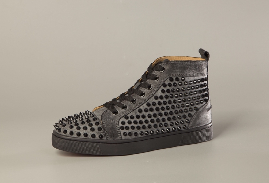 Replica Christian Louboutin Sneaker Louis Spikes Flat