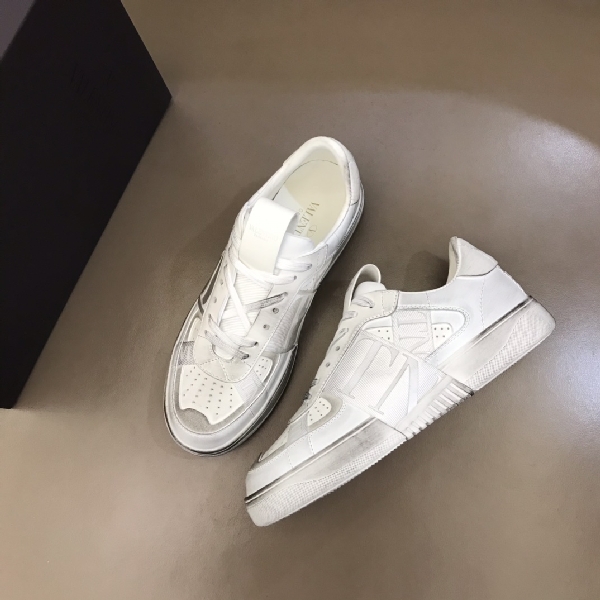 Replica Valentino Sneaker Low-Top Calfskin in White