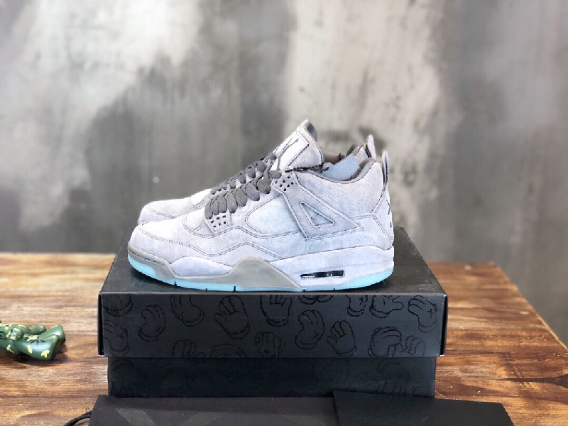 Replica Nike Sneaker Air Jordan 4 Shimmer