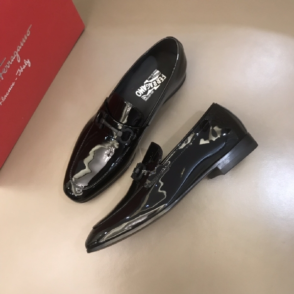 Replica Salvatore Ferragam Dress shoe Moccasin in Black