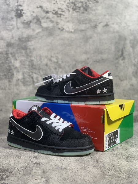 Replica Nike Sneaker Dunk Low in Black