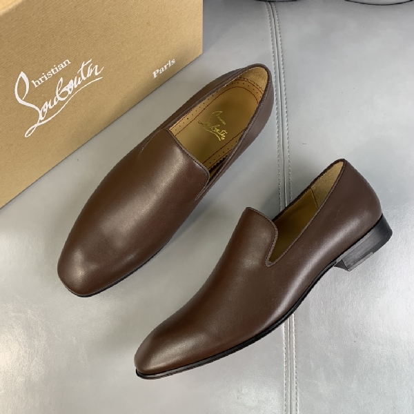 Replica Christian Louboutin Dandelion Flat in Brown