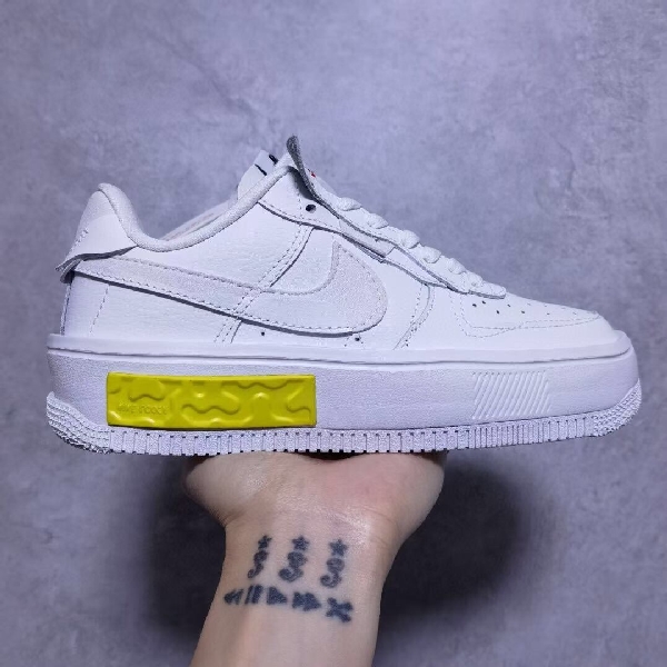 Replica Nike Wmns Air Force 1 Fontanka"White/Yellow"