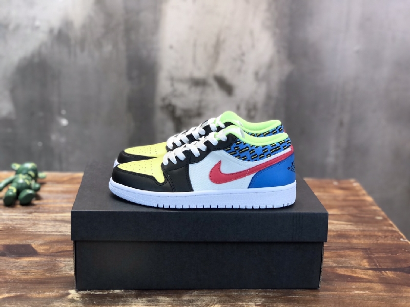 Replica NIKE Air Jordan 1 Low Sneaker