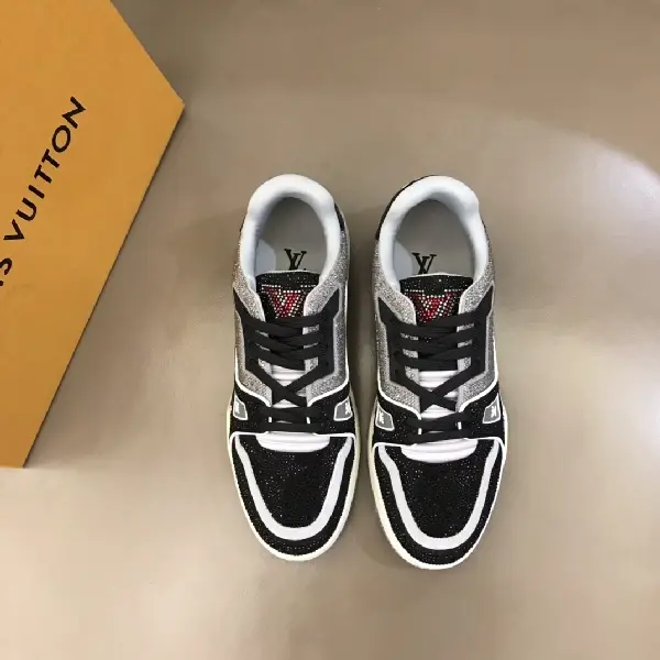 Replica Louis Vuitton 2022 top quality Trainer sneakers