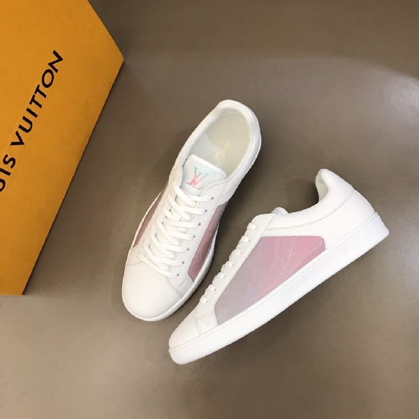 Replica Louis Vuitton Sneaker Luxembourg in Pink