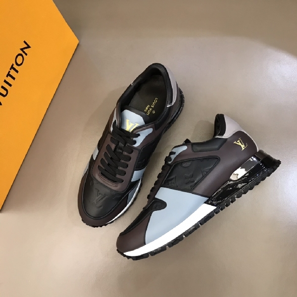 Replica Louis Vuitton Sneaker Run Away in Brown