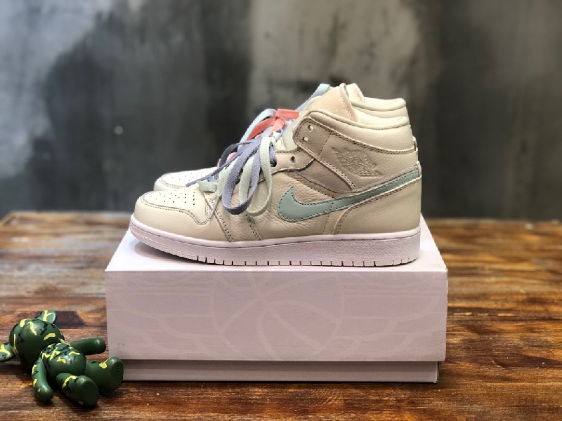 Replica Nike Sneaker Air Jordan 1 High top