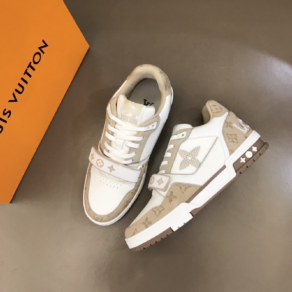 Replica LV Spring-Summer 2022 Trainer Sneaker