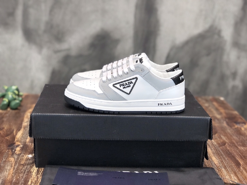 Replica Prada 22C New arrival couple sneaker