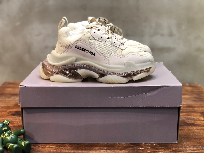 Replica Balenciaga Sneaker 19SS Triples in White