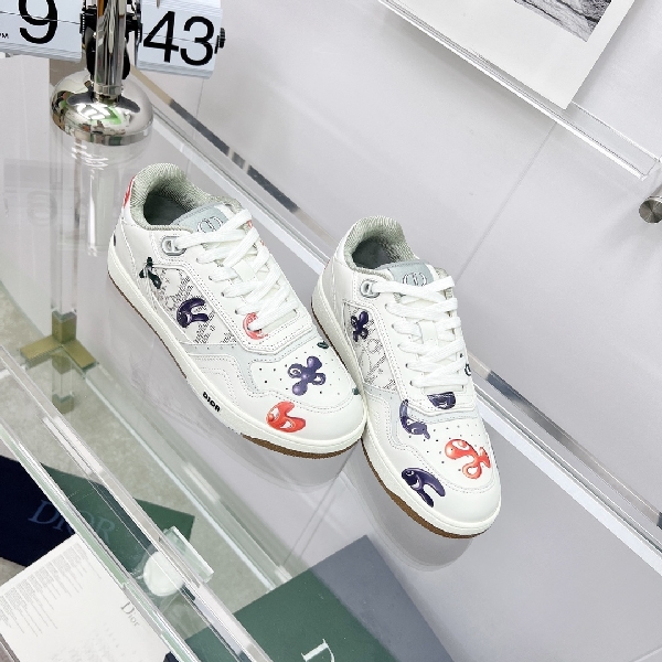 Replica Dior B27 couple Sneaker