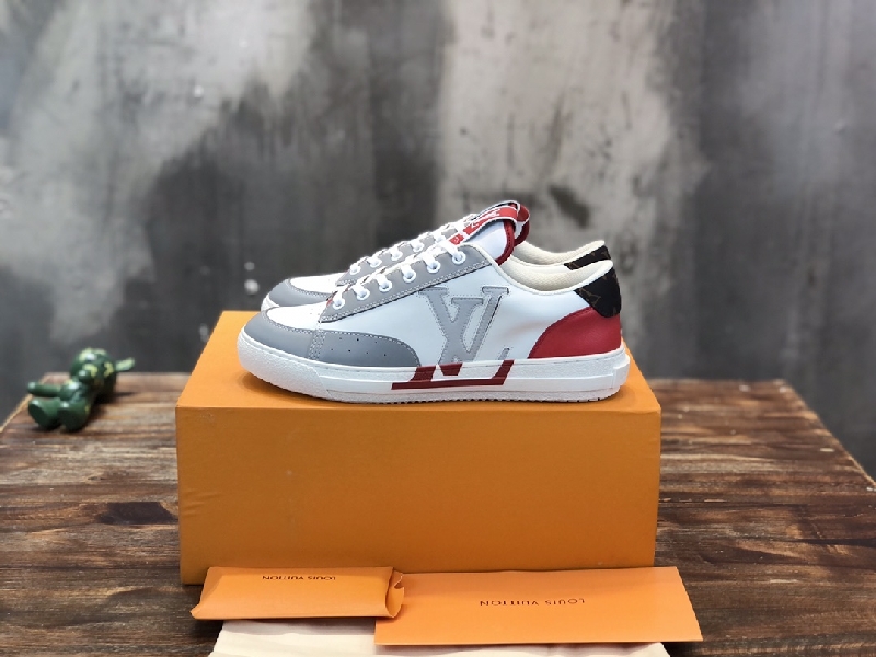 Replica LV TOP quality New collection Couple sneaker