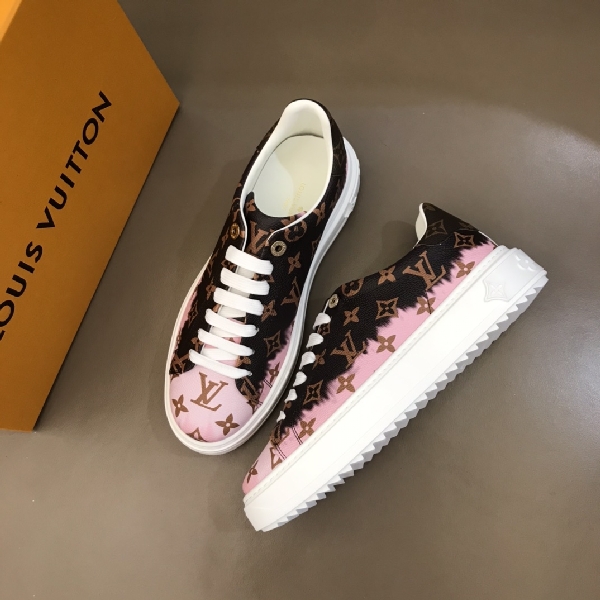 Replica Louis Vuitton Sneaker Luxembourg in Pink