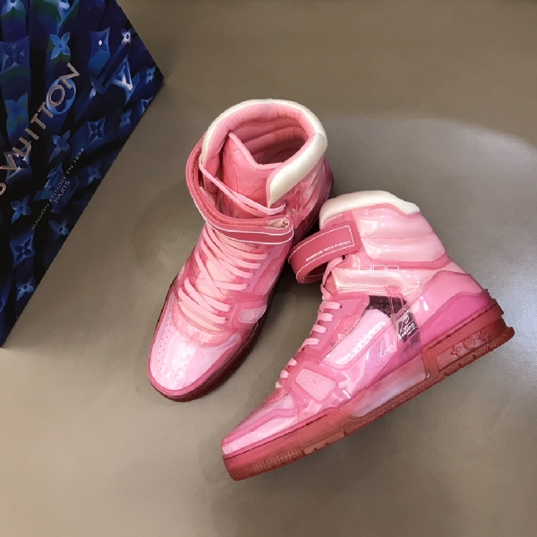 Replica Louis Vuitton Sneaker Trainer in Pink