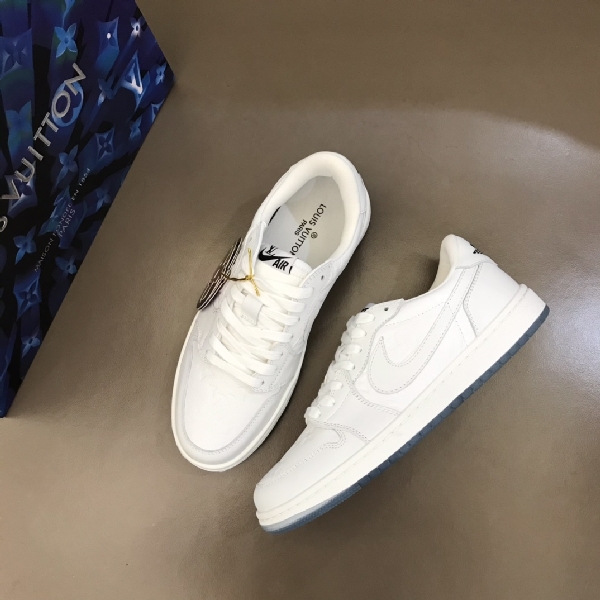 Replica Louis Vuitton Sneaker x Nike in White