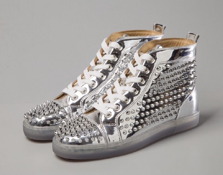 Replica Christian Louboutin Sneaker Louis Spikes Flat