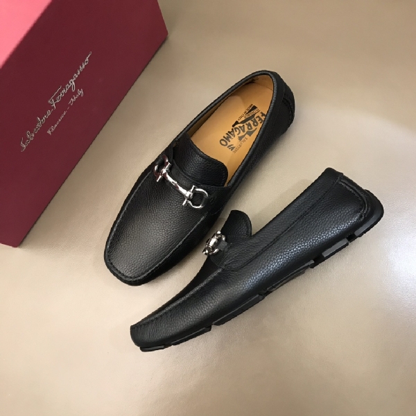 Replica Salvatore Ferragam Dress shoe Moccasin in Black