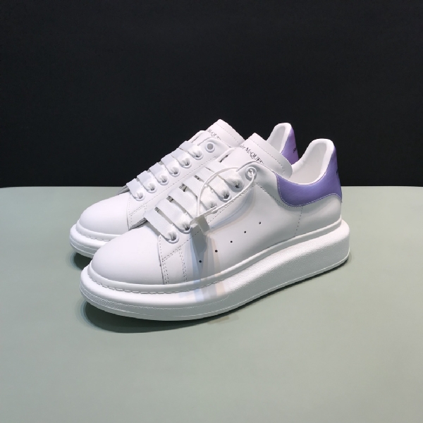 Replica Alexander McQueen Sneaker Oversized in Purple Heel