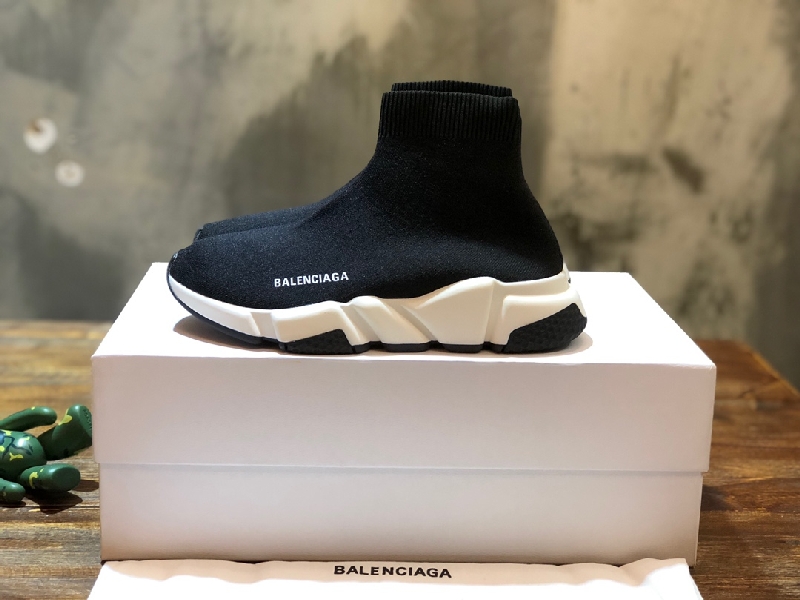 Replica Balenciaga Sneaker Speed Runner 2.0 in Black