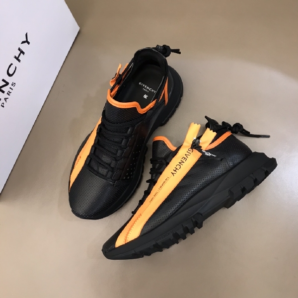 Replica Givenchy Sneaker Spectre in Black with Orange