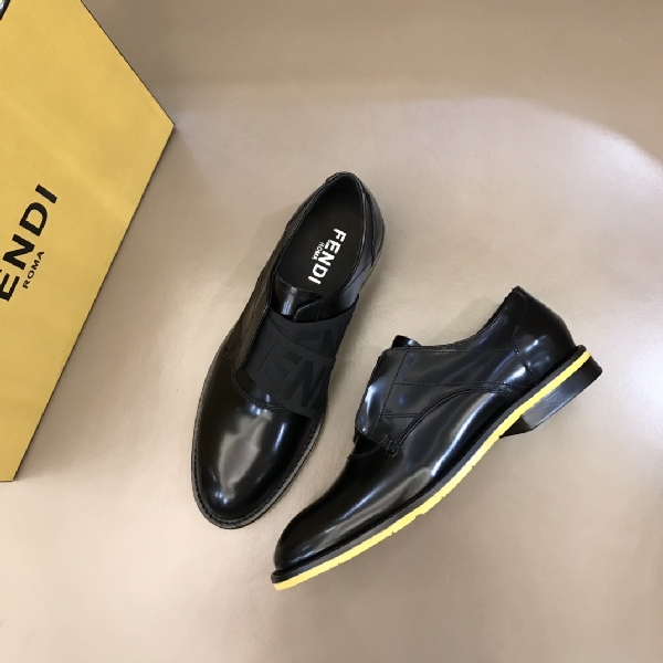 Replica Fendi Dress Shoe leather loafers in Black