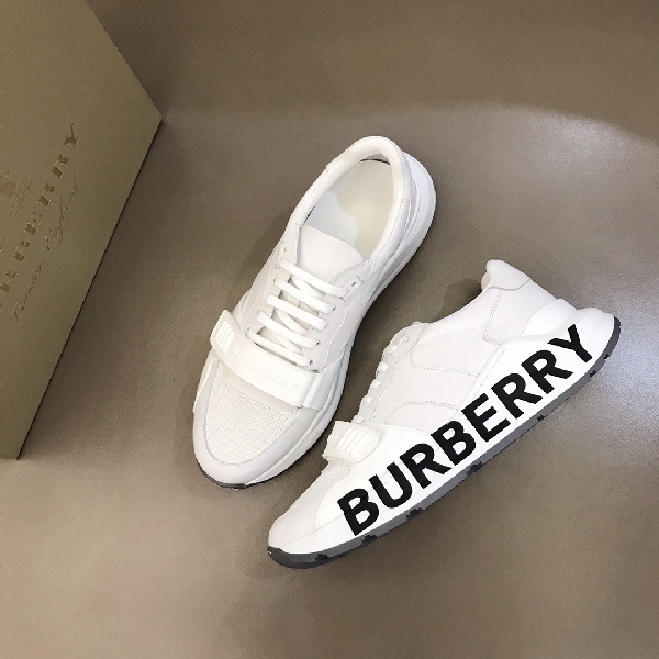 Replica BurBerry Sneaker Vintage Check Cotton in White