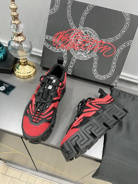 Replica Versace Sneaker Chain Reaction in Red