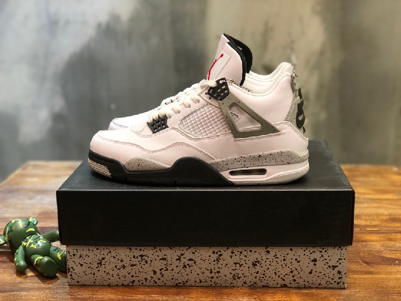 Replica NIKE Air Jordan 4 sneaker