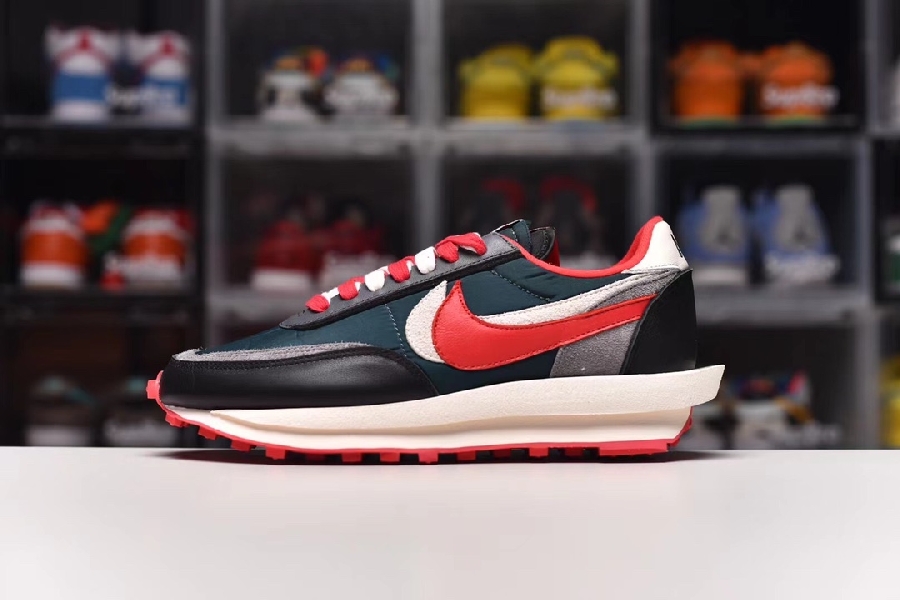 Replica Nike Sneaker Sacai X Nike LDV Waffle in Black