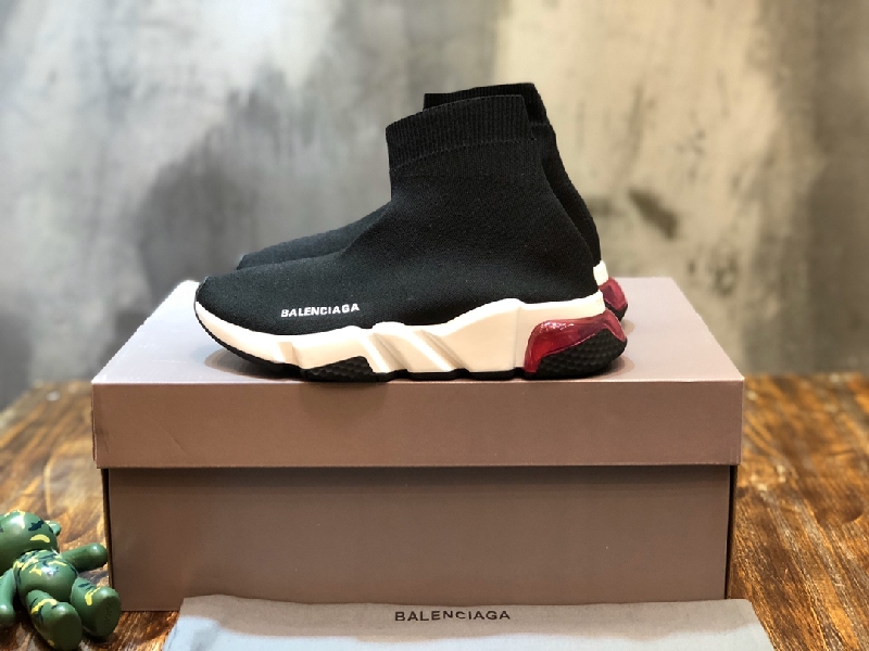 Replica Balenciaga Sneaker Speed Runner 2.0 in Black