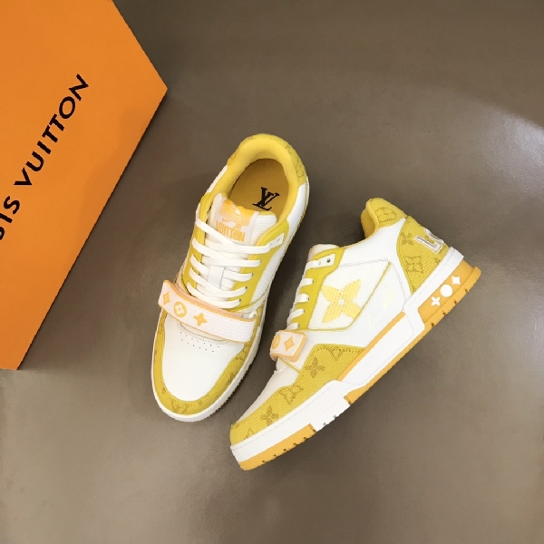 Replica LV Spring-Summer 2022 Trainer Sneaker