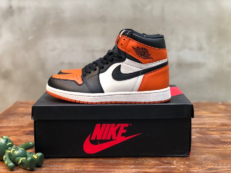 Replica NIKE Air Jordan 1 sneaker