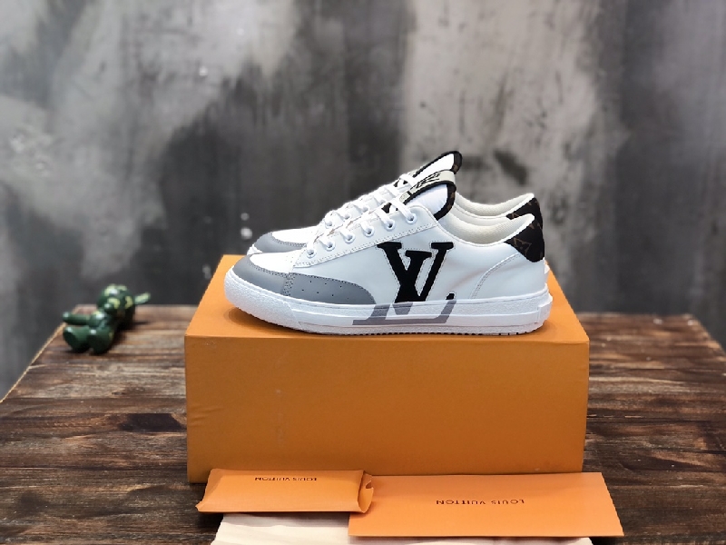 Replica LV TOP quality New collection Couple sneaker