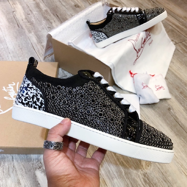 Replica Christian Louboutin Sneaker Junior Spikes Flat