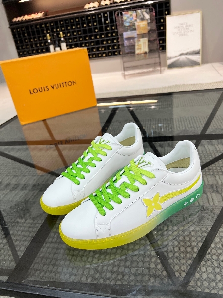 Replica Louis Vuitton Casual shoes in White with Green