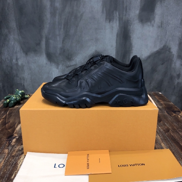 Replica Louis Vuitton Sneakers Milleniumin Black