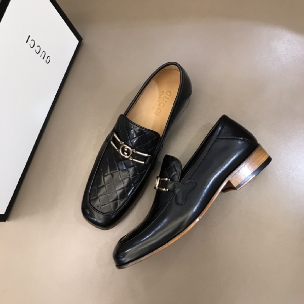 Replica Gucci Dress Shoe in Black