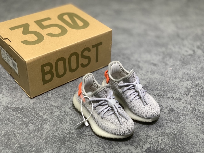 Replica YEEZY BOOST 350V2 children sneakers