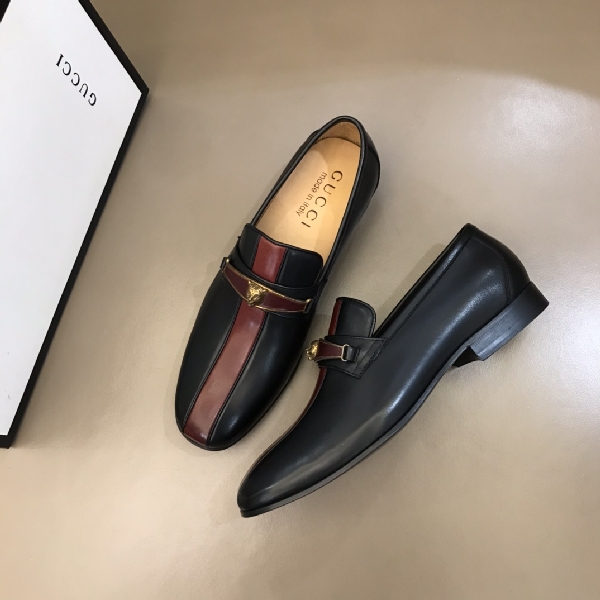 Replica Gucci Dress Shoe in Black