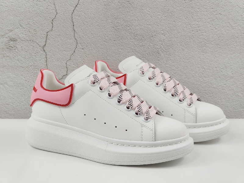 Replica Alexander McQueen Oversized Sneaker Pink Lace-up