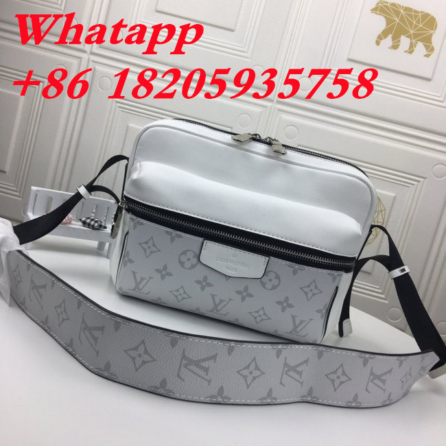 Louis Vuitton Mens Bag Luxury Brand Fashion Type Outdoor Messenger M30243 with Original Box Whatapp