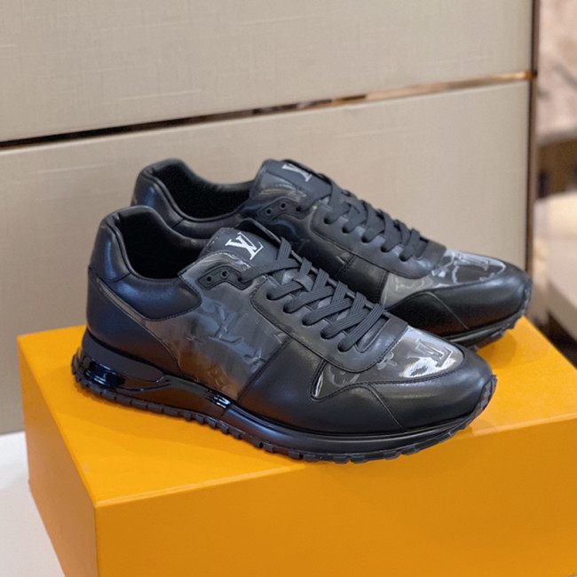 Louis Vuitton Men Shoes Sports RUN AWAY SNEAKER Running Design Luxury Brand with Original Box Alligator leather and calf leather White Whatapp