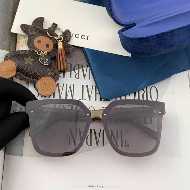 Gucci Womens Sunglasses with Original Box G9956 Whatapp