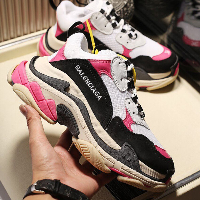 Balenciaga Womens Shoes Breathable Design Sneakers Luxury Brand Triple S Sneaker Whatapp