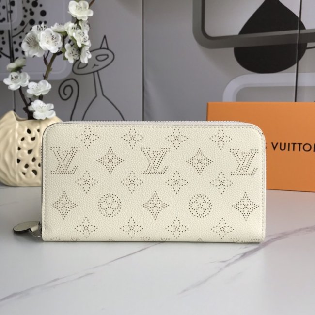 Louis Vuitton Women Bag Wallet Whatapp