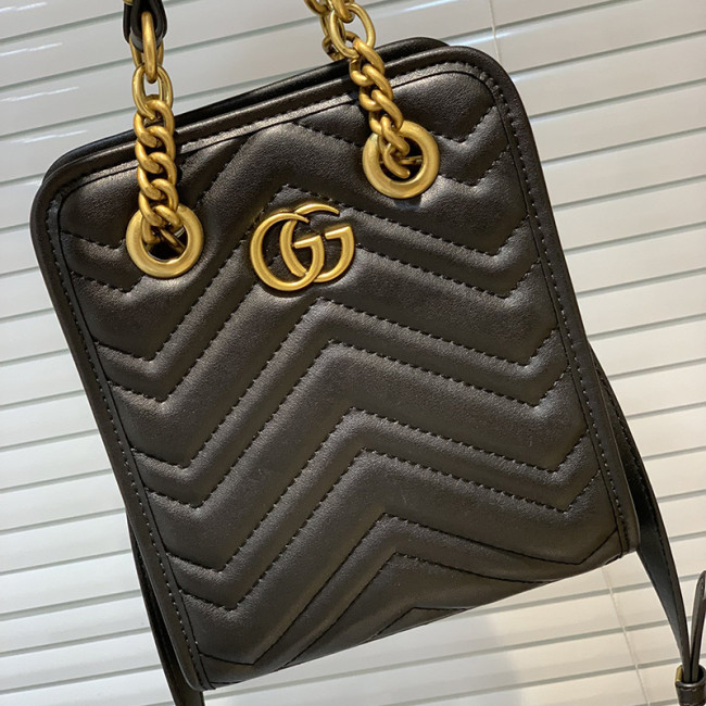 Gucci Womens Bags Shoulder Messenger Bag Luxury Brand Gucci GG Marmont matelassé mini bag in black leather with Original Box 696123 DTDHT 1000 Whatapp