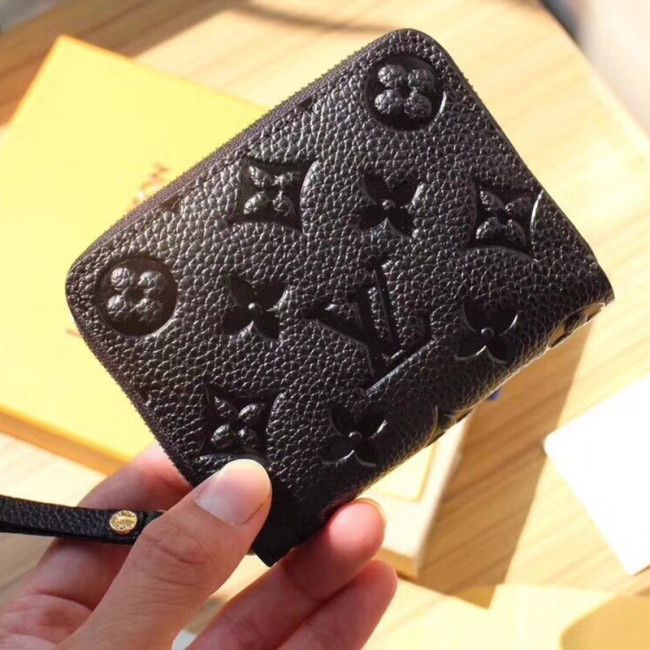 Louis Vuitton Womens Bag Wallet Whatapp